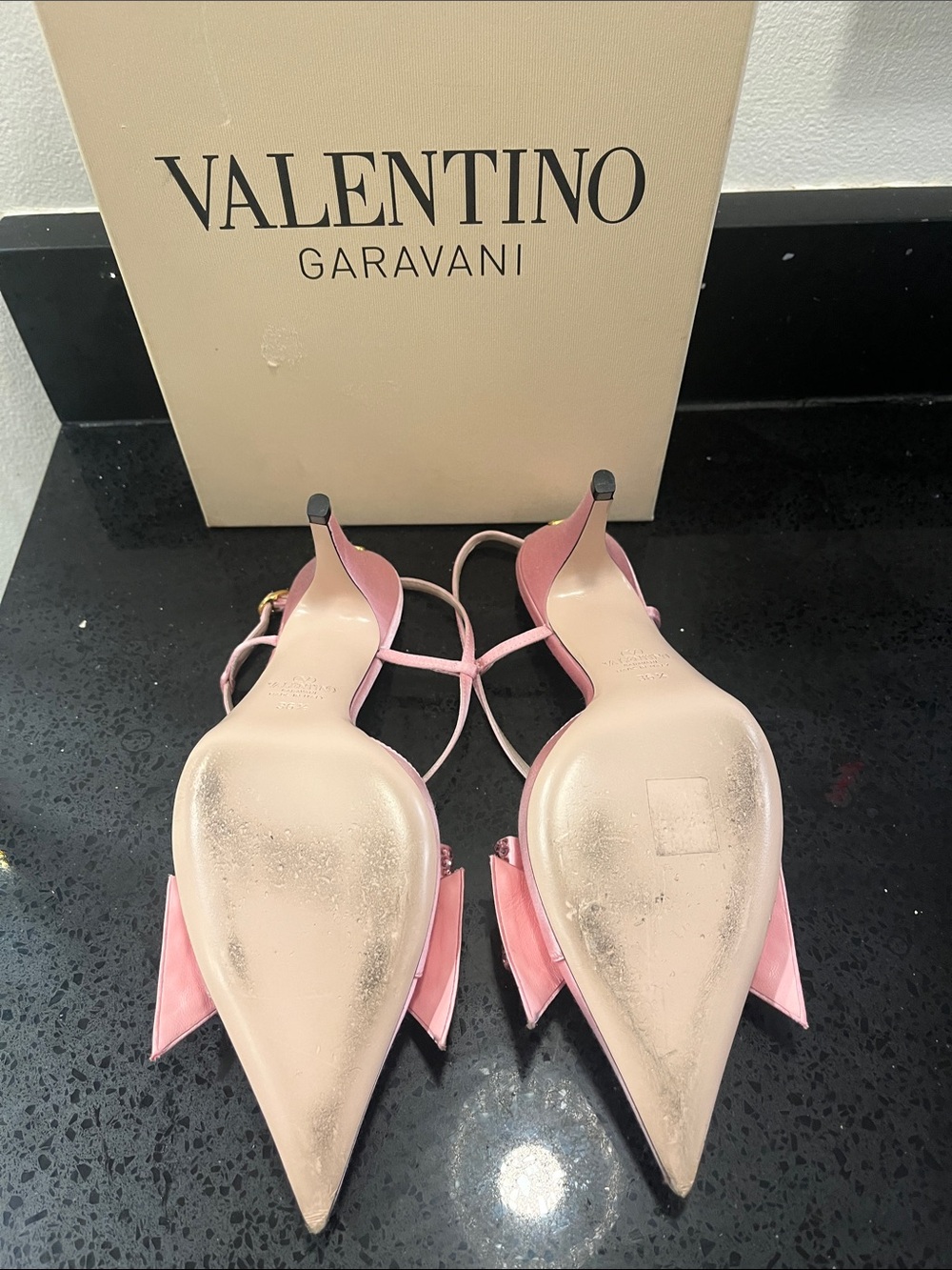 Valentino Garavani Pink Crystal Bow Slingback Pumps - Picture 4 of 8